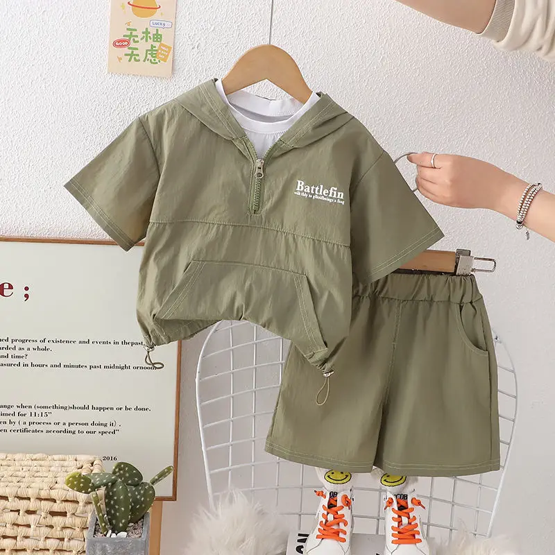 

Children's Summer Baby Set 2024 New Boys Slim Clothes Handsome Sunscreen Summer Wear Short Sleeve Hoodie+ ShortsTwo Piece Set