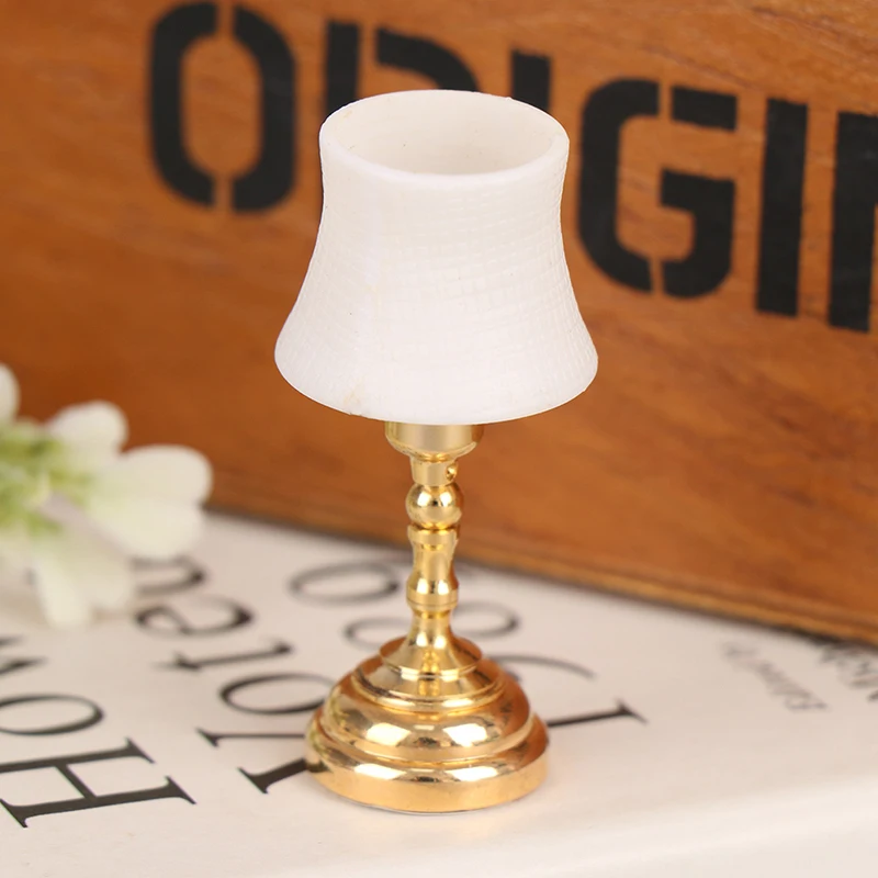 GRASARY Mini Lampada Da Tavolo 1:12 Per Casa Delle Bambole - Con Luce A LED E Batteria - Fai Da Te