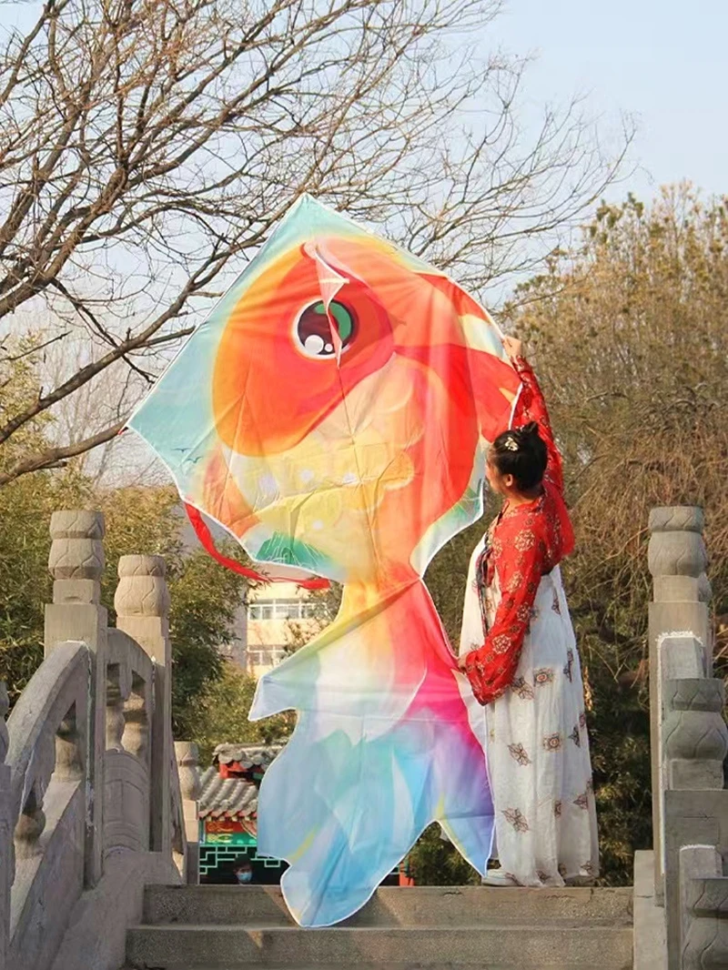 Free Shipping 200cm fish kites flying toys for children kites wheel ripstop nylon fabric kite dragon tissu drachenfliegen flies 6
