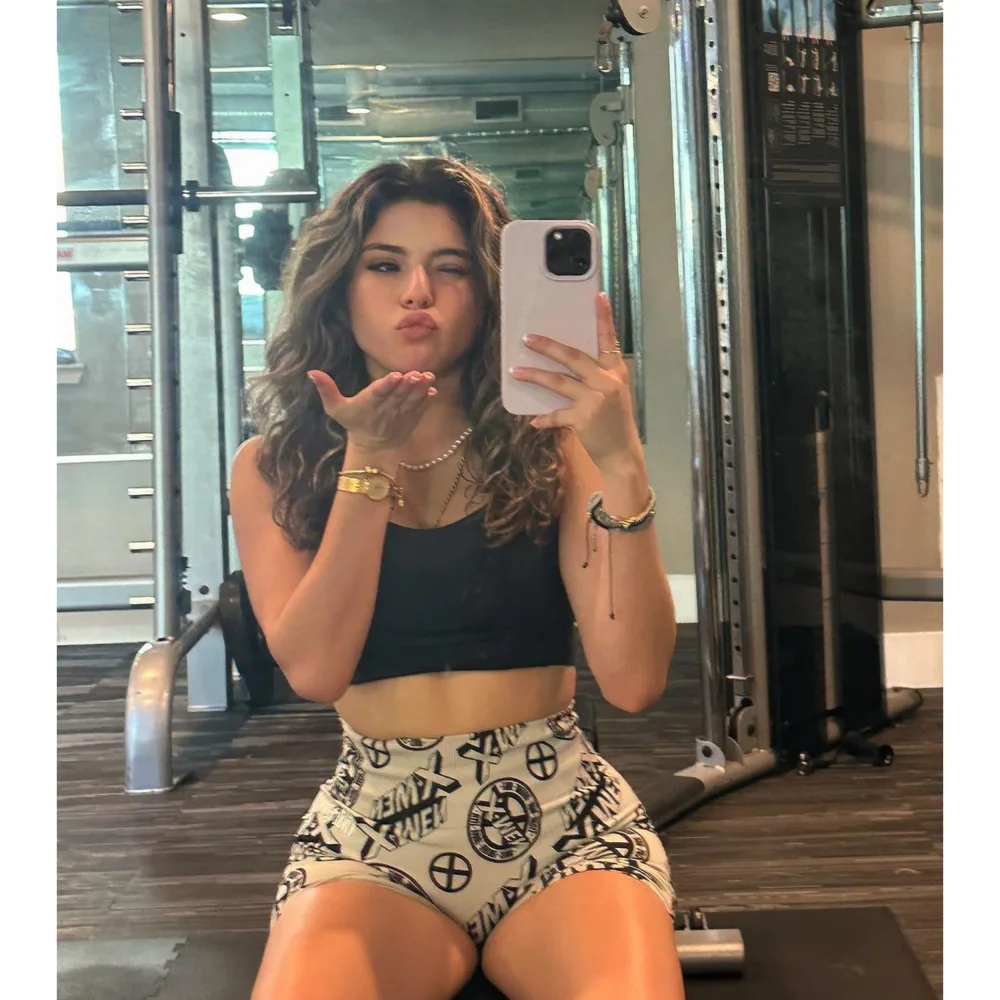 Seamless Knit High-waisted Shorts Are Super Hip Fitness Yoga Shorts Sports Running Dance Leisure Pilates Shorts