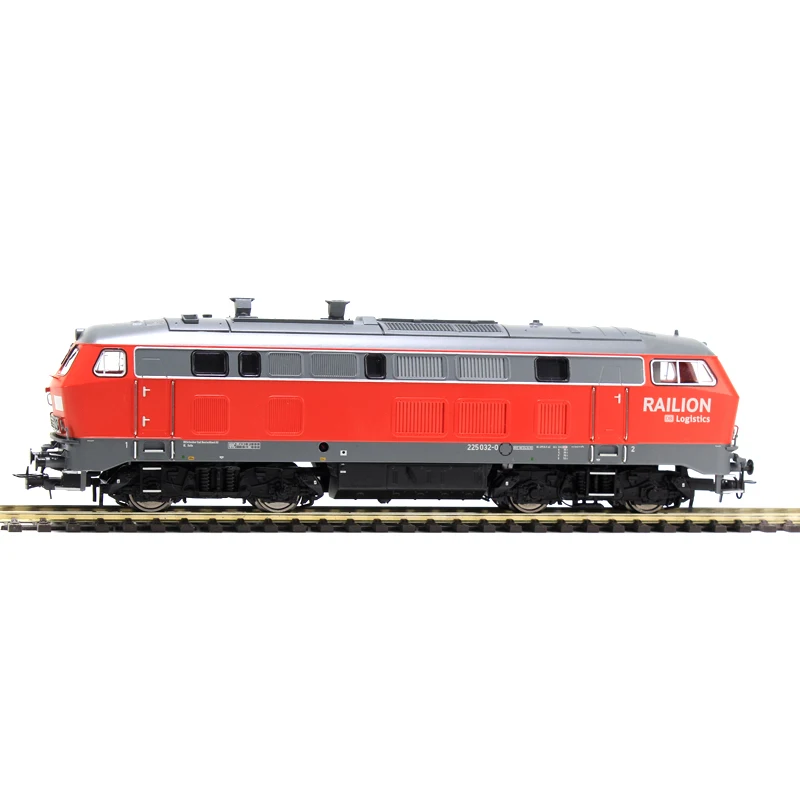 Train Model HO 1/87 LILIPUT with Lights BR225 Diesel Locomotive Rail Car Hot Wheels Premium 1 87 32 5cm alloy steam train diesel locomotive alloy train model metal with light music children boy toy train kids gift