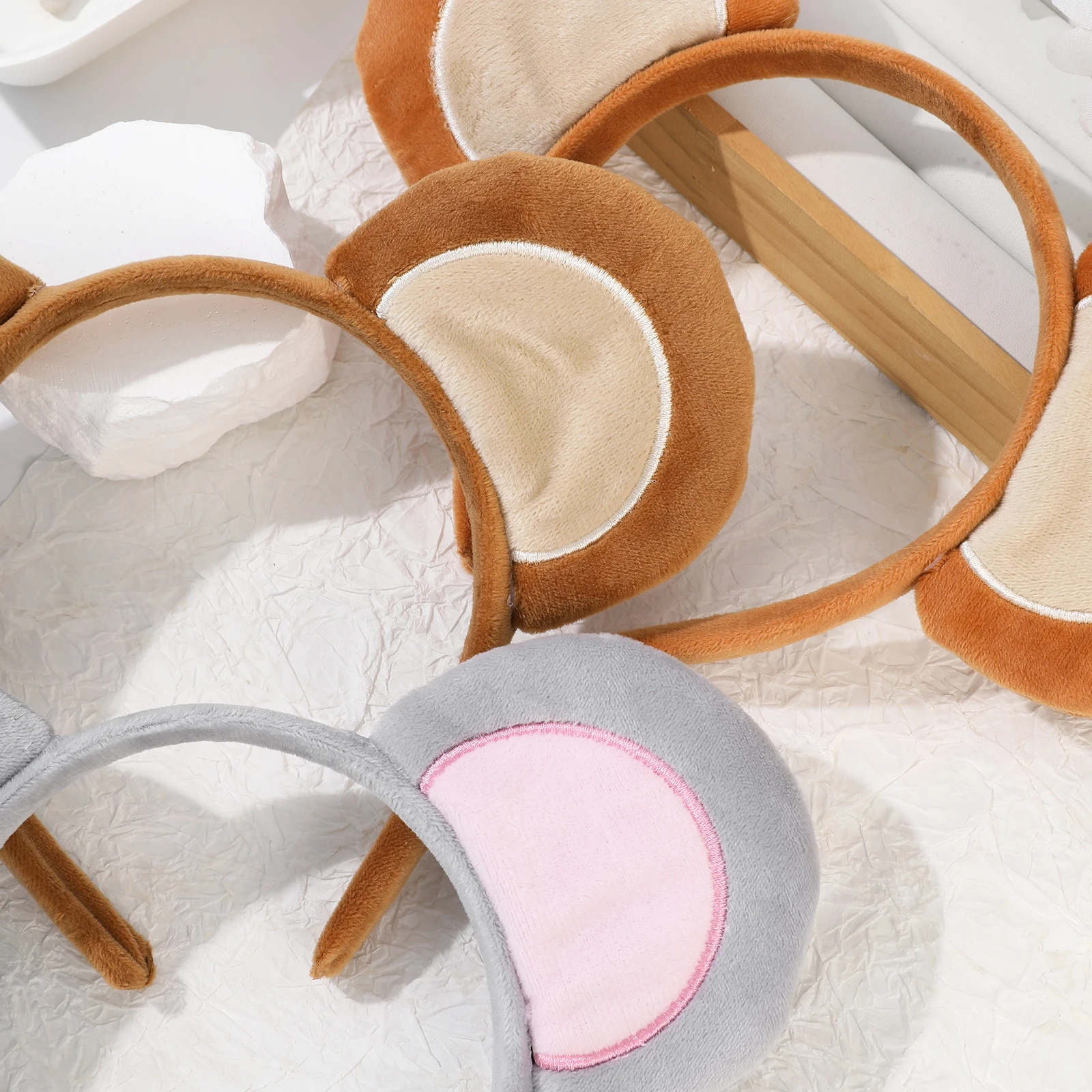 1pc Fashion Plush Hairband For Women Girls Fluffy Bear Ears Headband Vintage Hair Hoops Cute Festival Party Hair Accessories