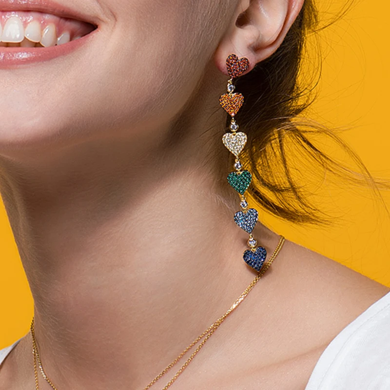 

Женские серьги-гвоздики из серебра 925 пробы, с радужным сердцем