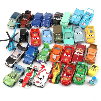 Giocattolo per bambini Disney Pixar Cars Camion dei pompieri Rosso Hudson Sally McQueen Jackson Storm Mater 1:55 Pressofuso in metallo Modello di auto giocattolo