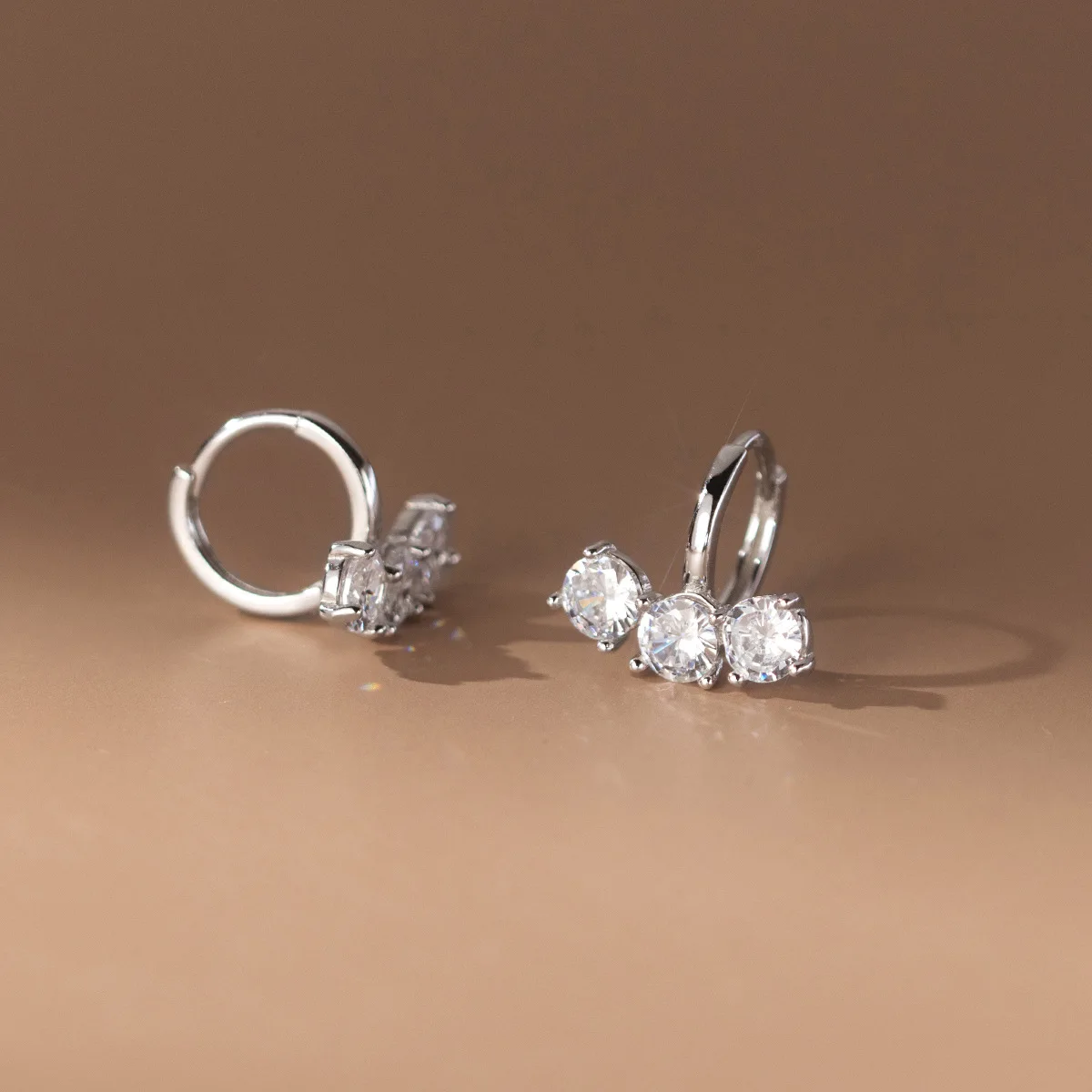 925 Sterling Silver Exquisite Three Cubic Zirconia Earrings for Women Simple Silver/Rose Gold Color Stud Earring