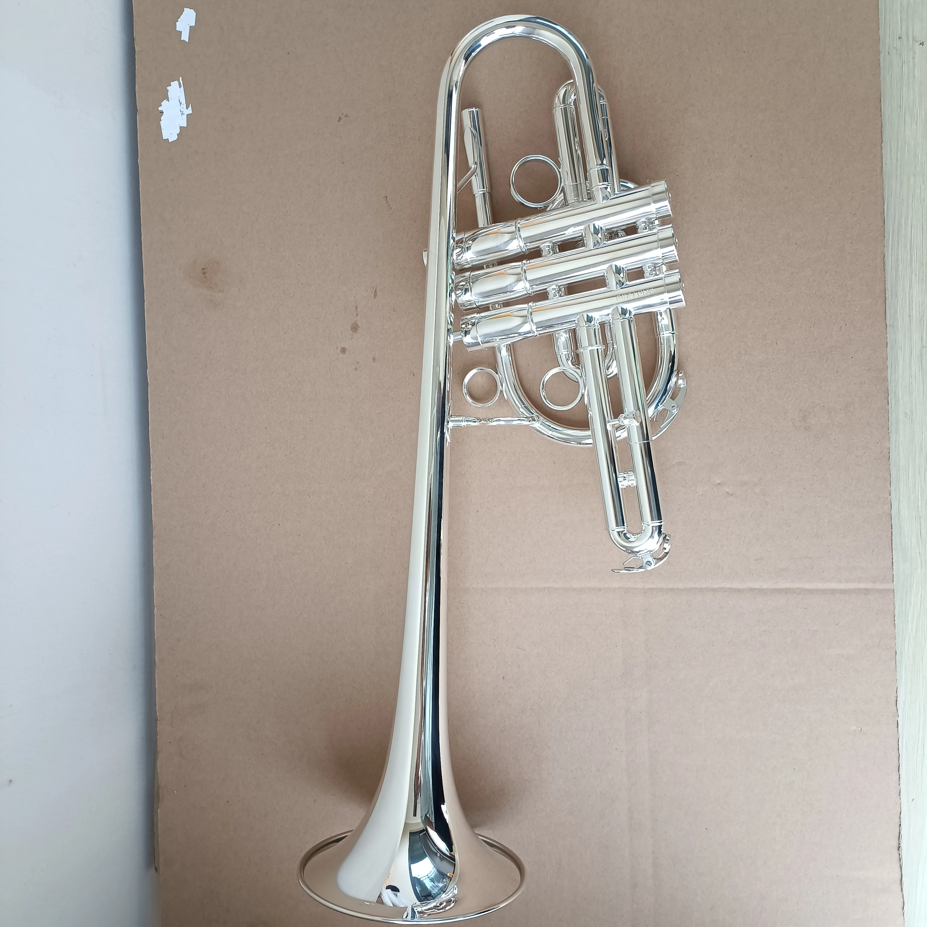 Top sales Marching Trumpet B key Silver plate Excellent quality and good sound with case mouthpieces