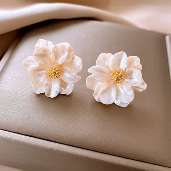Elegant Big White Flower Earrings for Women Double Layer Blooming Gardenia Flowers Stud Earrings Wedding Party Fashion Jewelry 1
