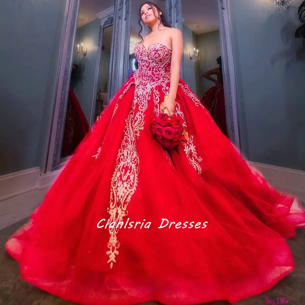 

Red Sweetheart Sleeveless Quinceanera Dress Ball Gown Gold Crystal Appliques Lace Corset Sweet 16 Vestidos De XV Años