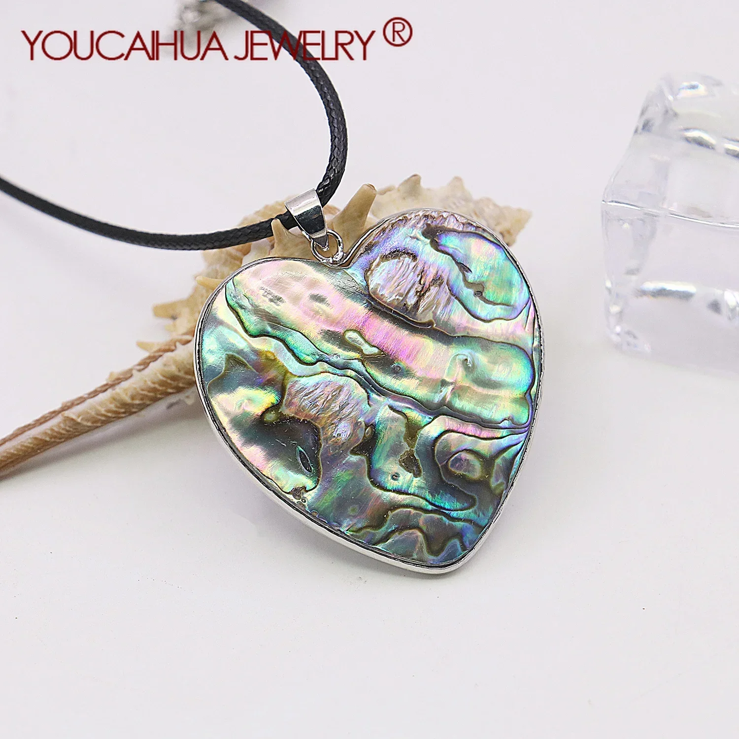Sea Shell Lucky 42mm Natural Seashell Pendant,Multicolor Heart-shape Necklace Pendant ...