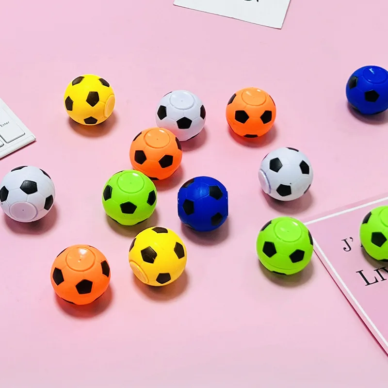 Football Finger Spin Toy School Kindergarten Soccer Party Favor Gift Guests Kids Birthday Party Gift Bag Filler Pinata 5PCS