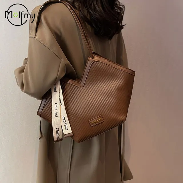 PU Women's Bags Fashion Ladies Designer Luxury Women Shoulder Handbag Large Capacity Heart-shaped Tote Bag Bolsos De Mujer 2025 2