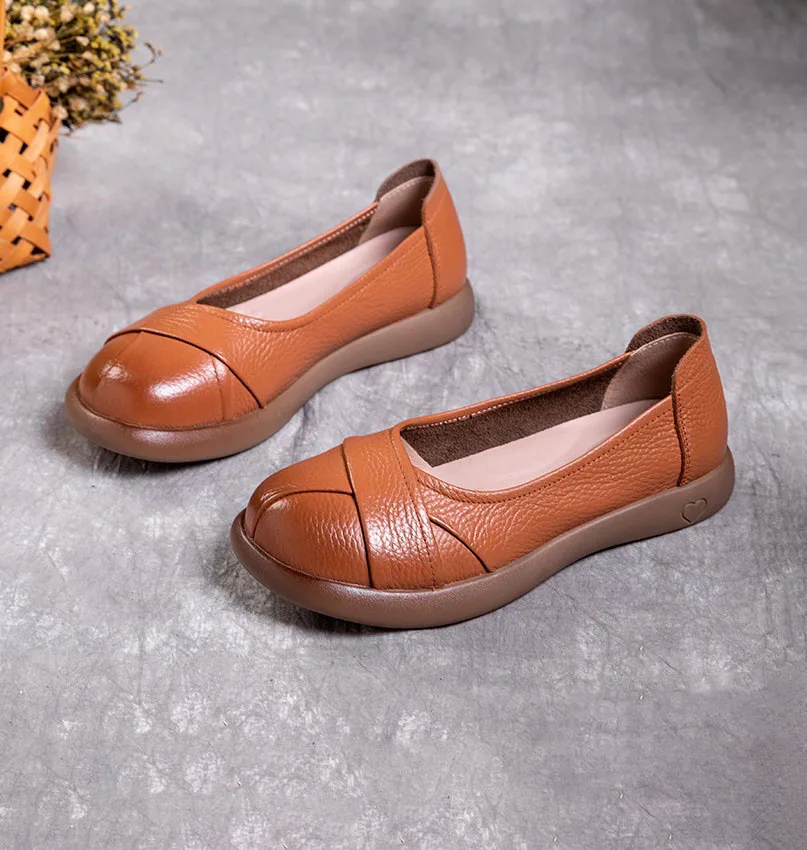 2024 woman classic Leisure moccasins solid black shoes women ballet flat genuine leather slip-on loafers large size 35-41  ﻿