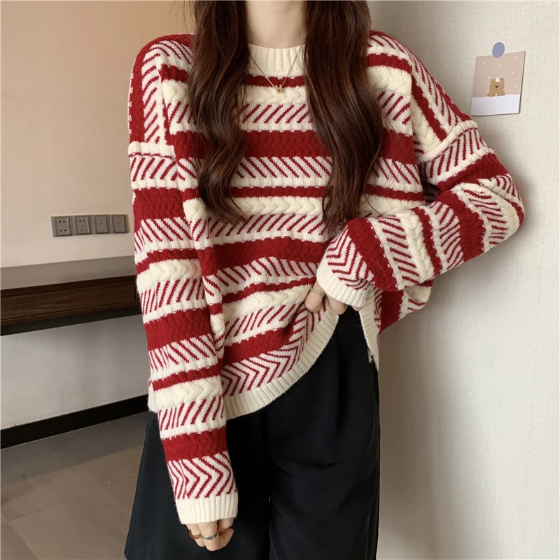 

Korean Red Patchwork Striped Sweaters Women Autumn And Winter Round Collar Loose Knitted Pullover Retro Lazy Tops Streetwear