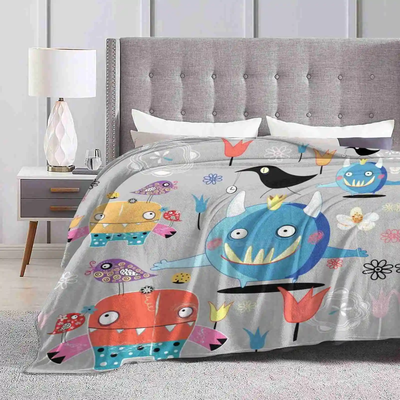 Funny Monsters Ultime Super Soft Warm Light Thin Coperta Monsters Smiles Love Birds Blue Red Fun Background Beauty Colorful