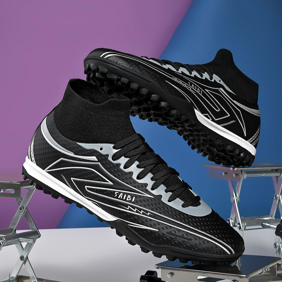Chaussures de football anti-dérapantes TF pour hommes - Légères et respirantes pour couple