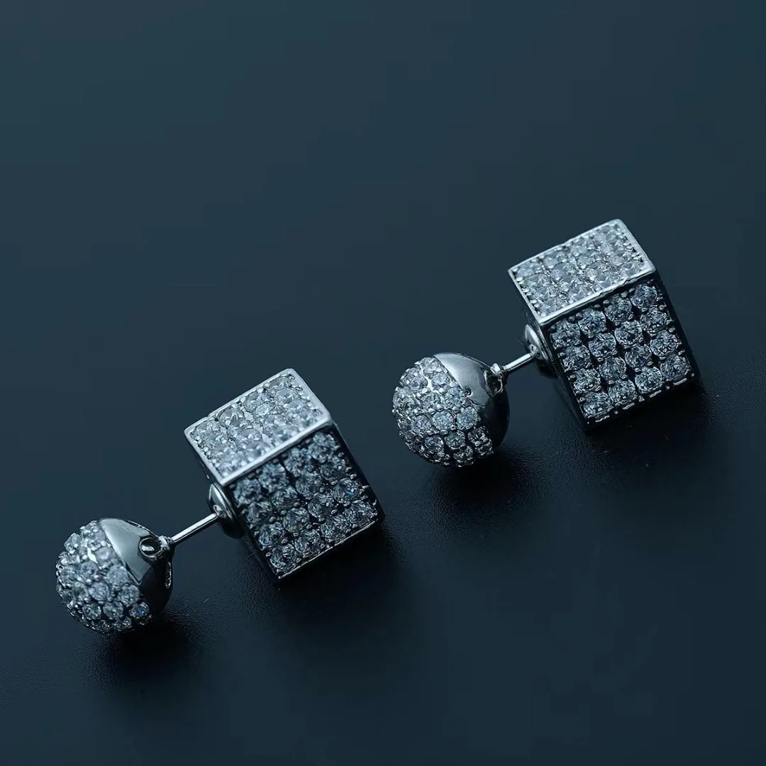 

2023 New Stud earring Four sided Zircon Design Super Shiny Cute Earrings Sexy and Charming Women's Jewelry Christmas Gift