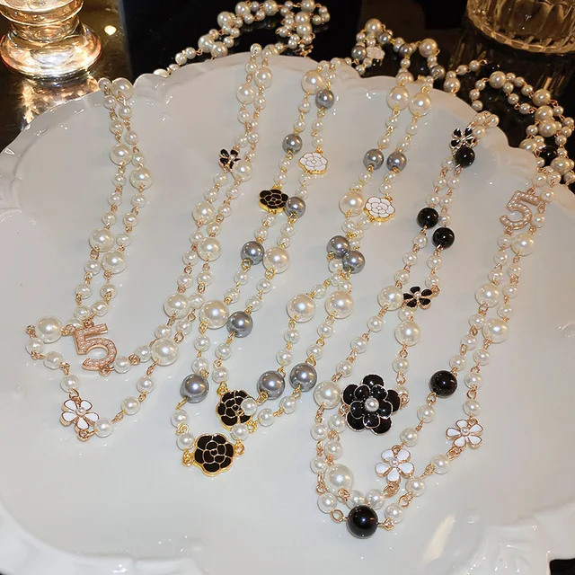 Camellia Flower Pearl Sweater Chain