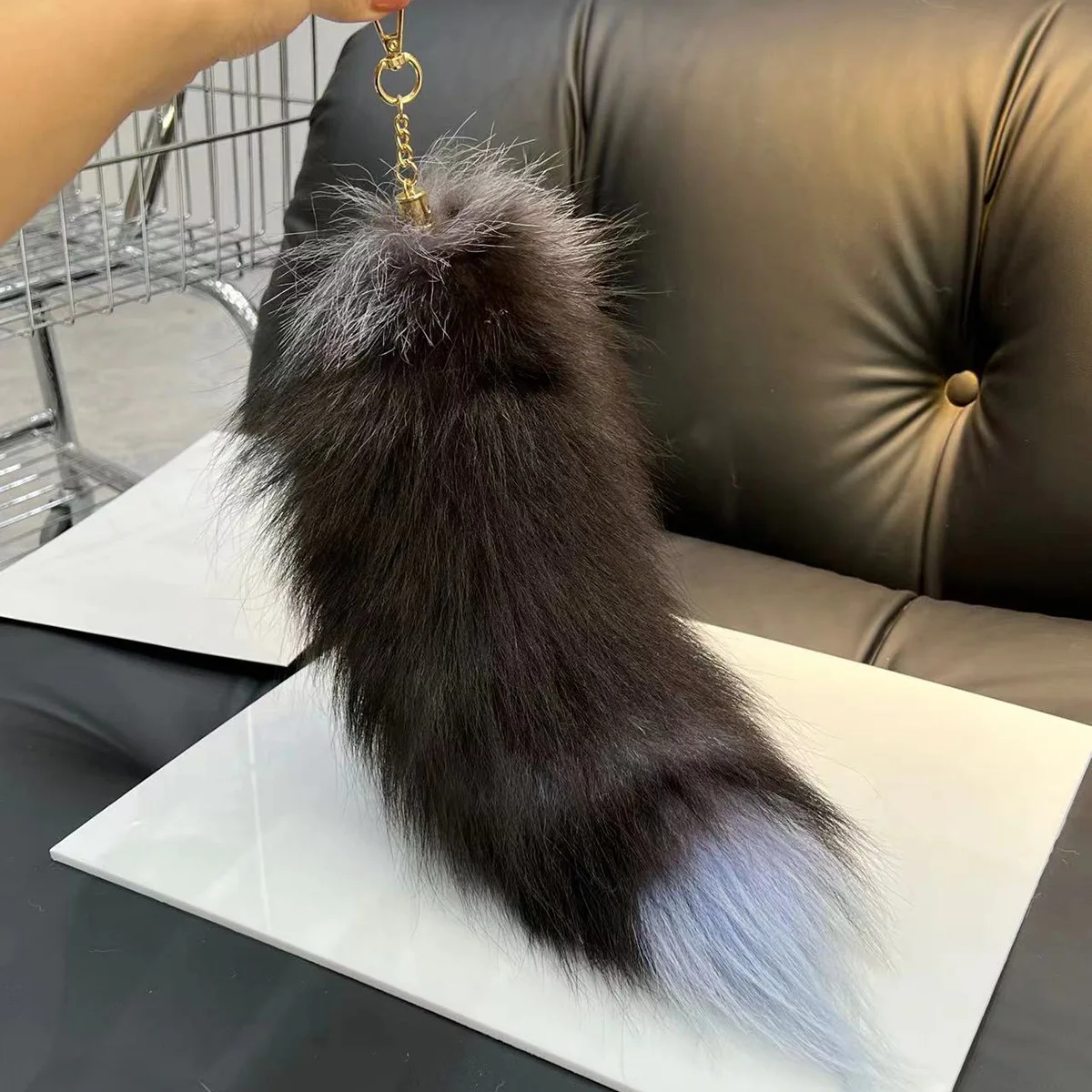 Borsa A Mano Con Coda Di Volpe Bianca Vera - 42 Cm, Portachiavi In Pelliccia, Fatta A Mano