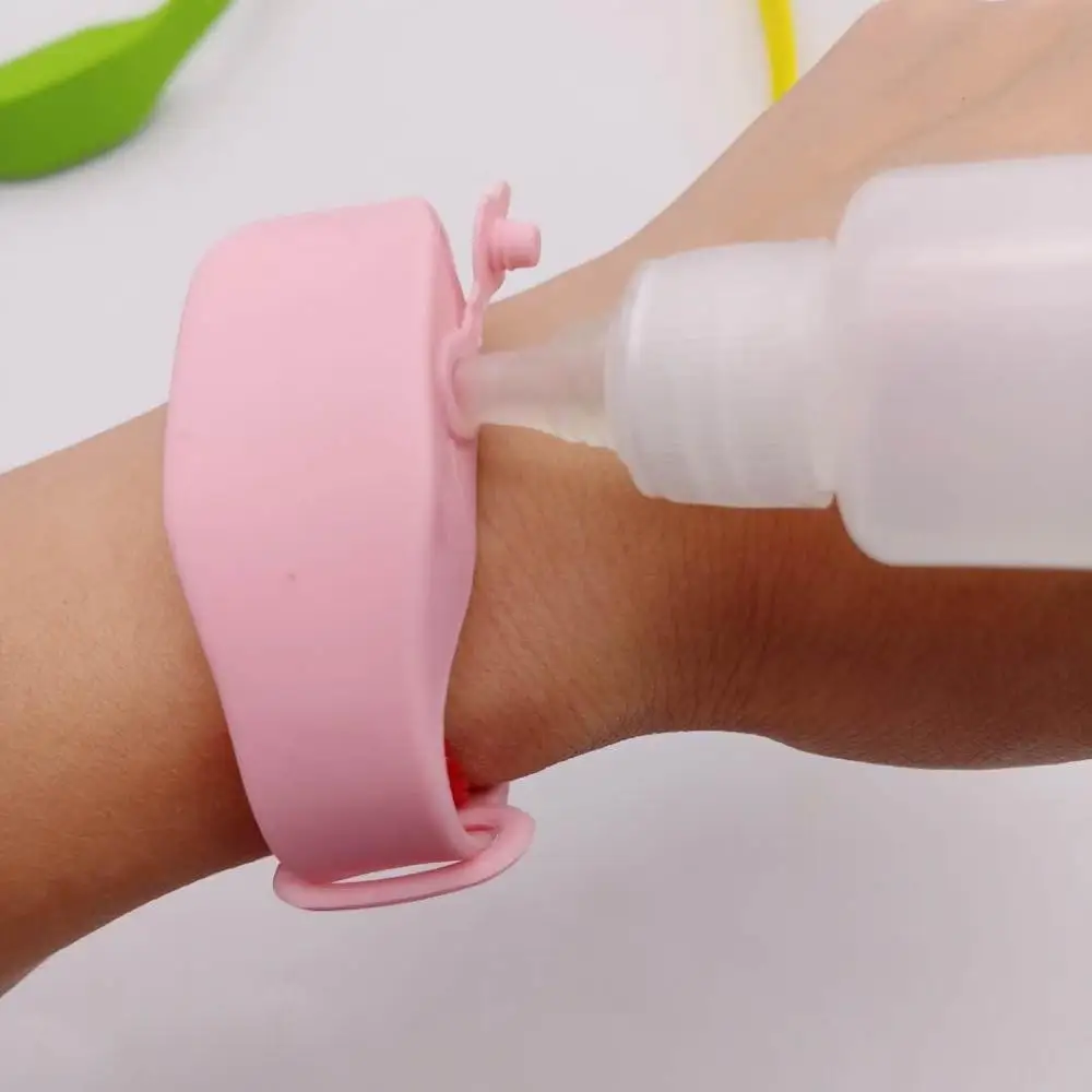 Adult Kids Liquid Wristband Hand Dispenser Handwash Gel Whole Sanitizing Cute Silicone Alcohol Dispensing Bracelet Wrist Strap hand sanitizer dispenser