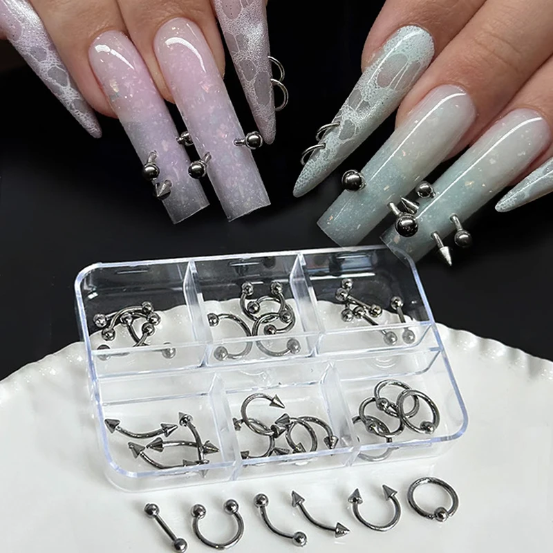 30 teile/schachtel 6 Grids Nagel Piercing Punk Charme Metall Legierung Durchbohrt Schwarz/Weiß Nagel Schmuck Dekor 3D Nagel Versorgung für Cool Girl – Detail 1