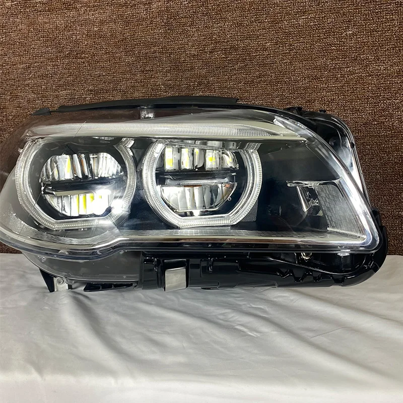 ＢＭＷ　５２８Ｉ　社外ヘッドライト　左右 BMW 5シリーズ F10 550i 535i 528i 2011-2013 対応 左右フロント