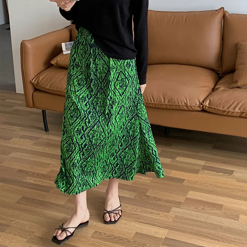 

Summer Bohemia Print Long Skirt Women 2023 New Ice Silk Drape Midi Vintage Fishtail Trumpet Skirt Elegant Office Lady Jupe P887