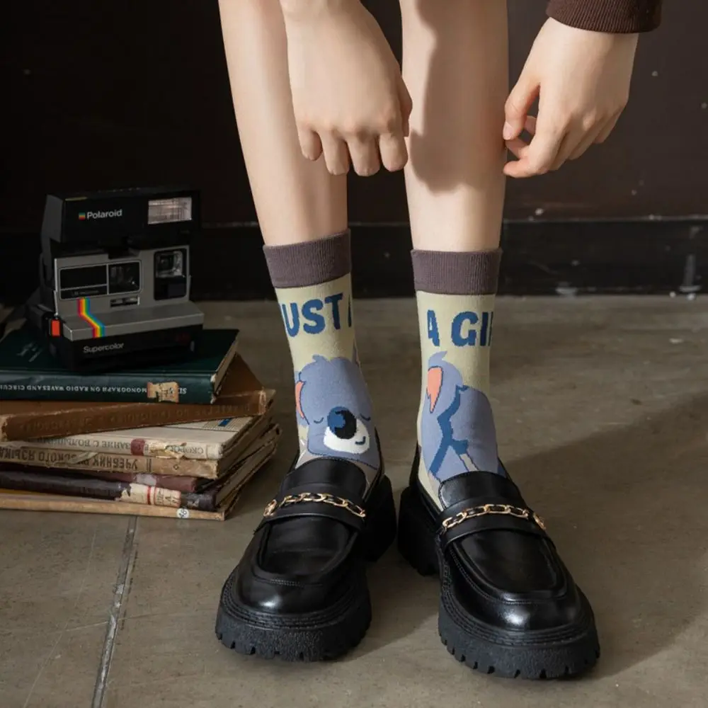 

Чулочные изделия Мультяшные носки толстые хлопковые Повседневные носки в Корейском стиле короткие носки медведь в студенческом стиле чулочно-носочные изделия для спорта