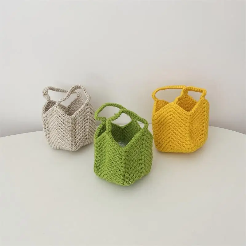 

2022 hand-woven children handbag fashion concave shape street beat wool bucket bag baby mini coin purse