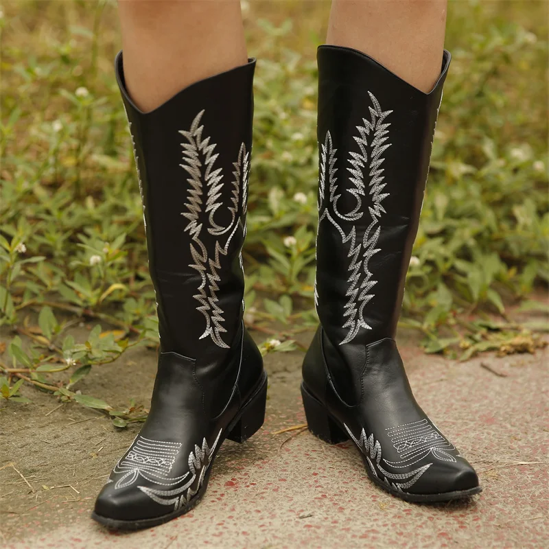

Women Boots Winter 2022 Trend Designer Luxury Middle Heel Retro Embroidered Plus Size Women Shoes Elegant Mid Calf Ladie Boots