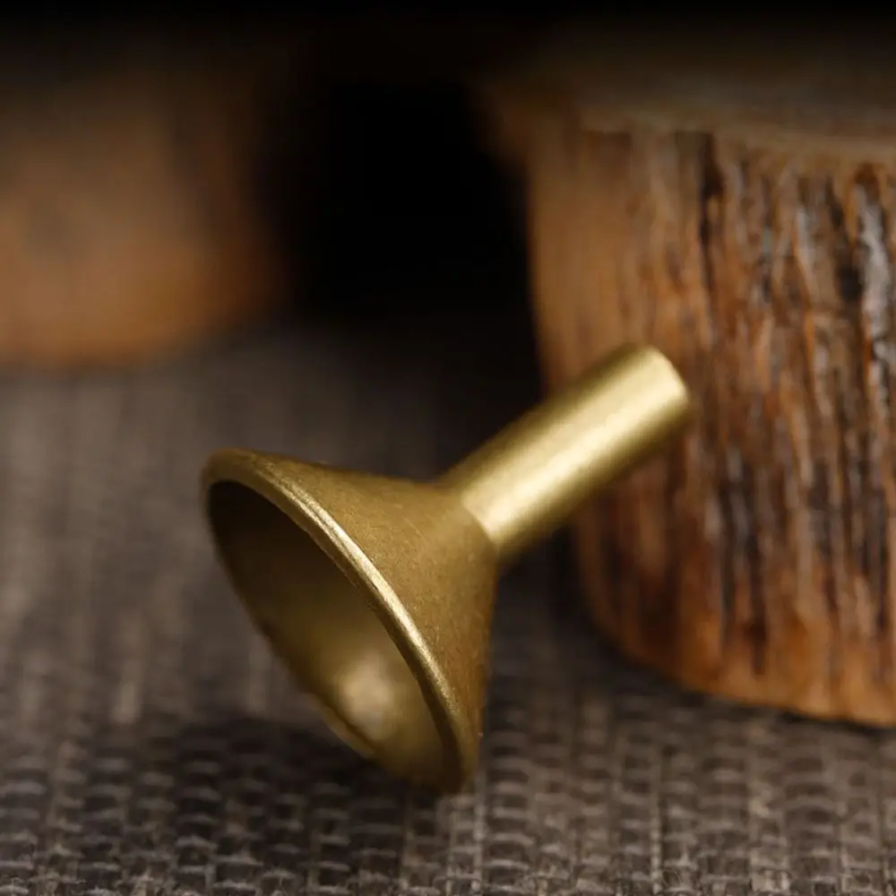 

Antique Backflow Incense Holder Handicraft Small Mini Incense Holder Alloy Craft Backflow Fragrance Base Gifts