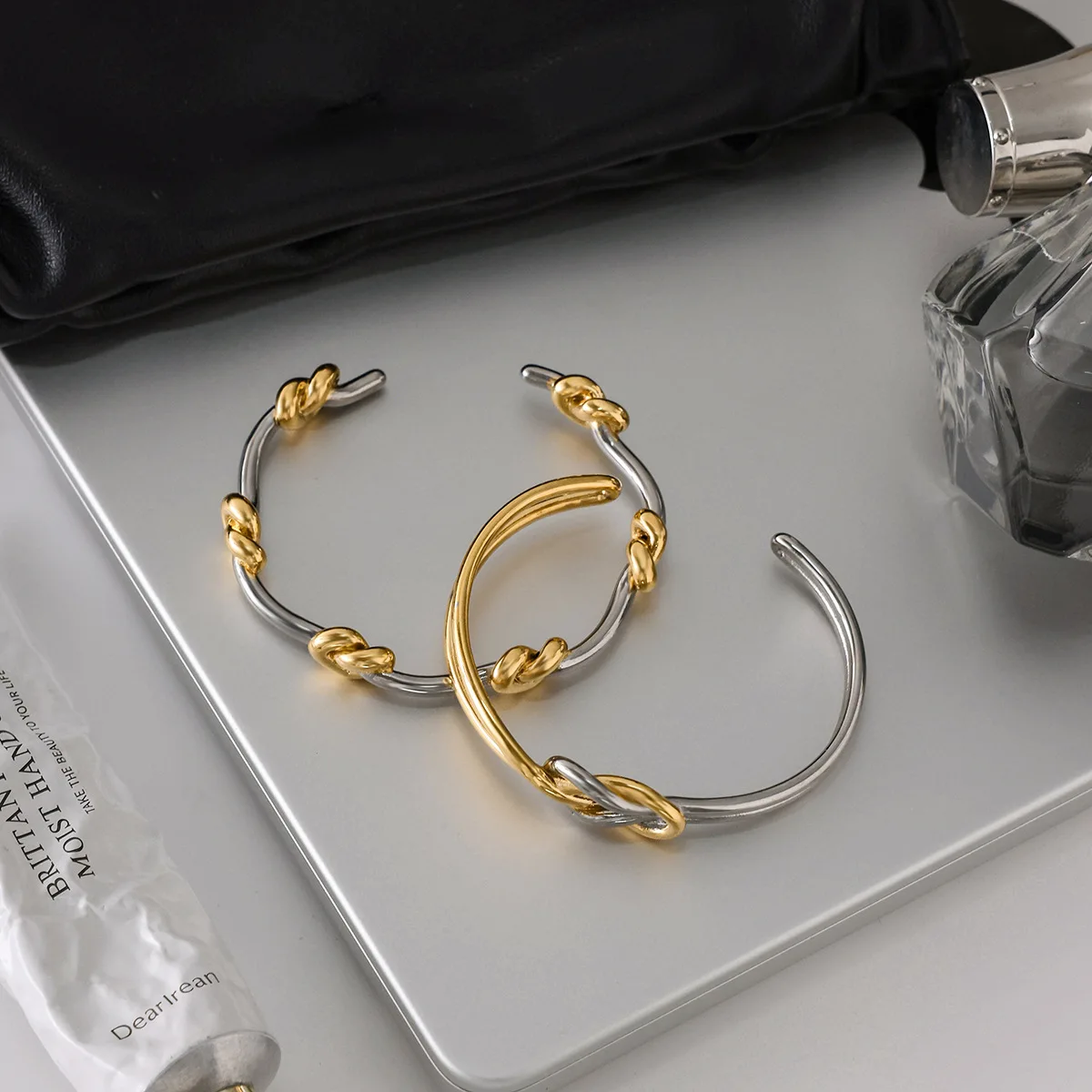 French Style Affordable Luxury Two-tone Knot Bangle Opening Double Metal Waterproof Geometric Bracelet Stainless Steel Jewelry