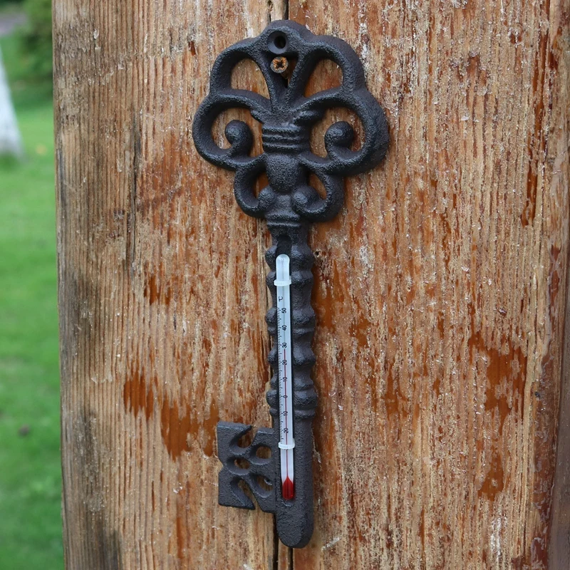 

European-style cast iron crafts retro key thermometer courtyard home wall decoration room decor