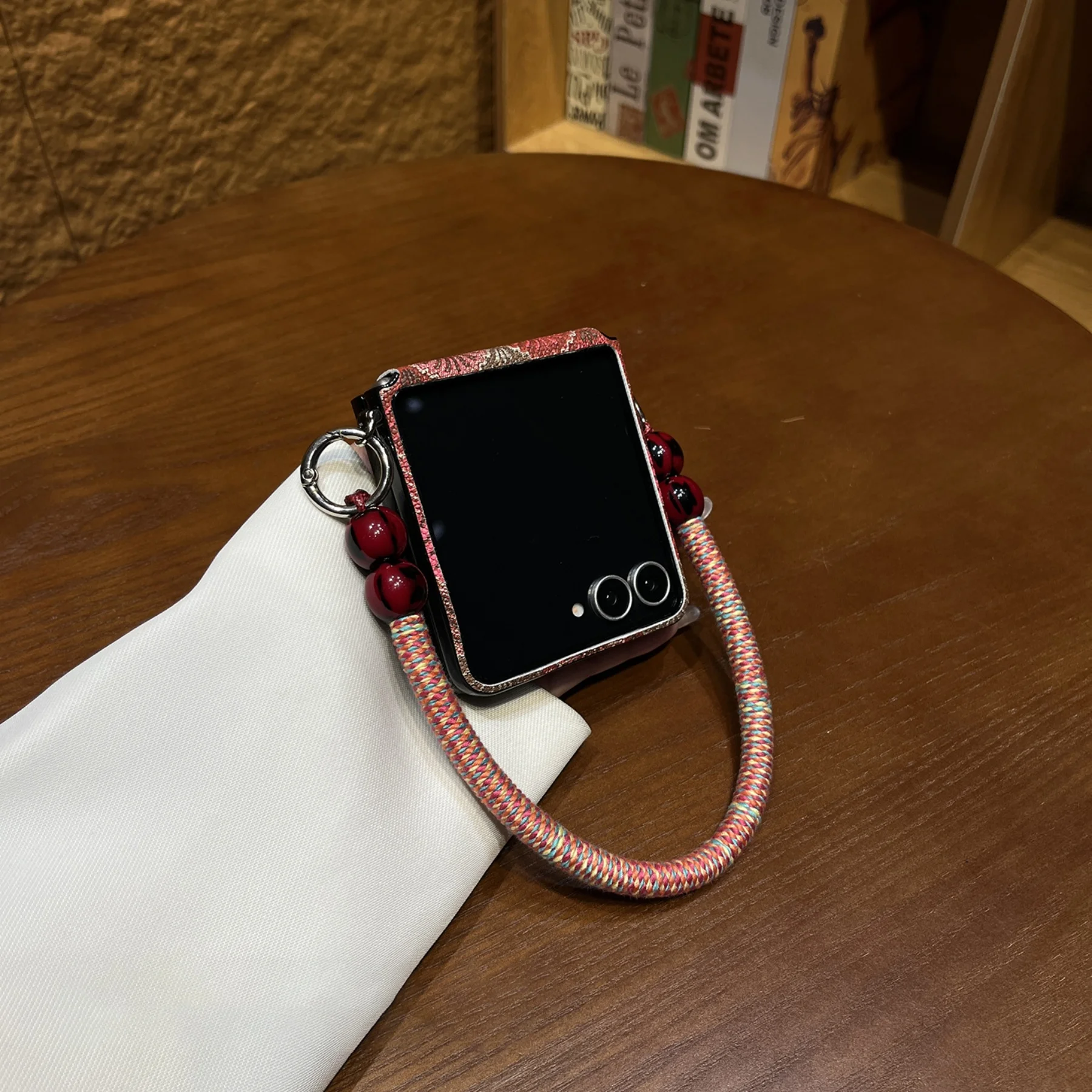 Elegant Red Seashell Pattern Phone Case with Beaded Woven Rope - Shockproof Back Cover