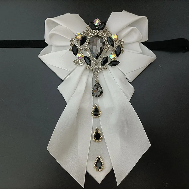 Neue Original Luxus-Schmuckstücke: Herren-Krawatte, Business-Bankett-Anzugkragen-Blume, Brosche für Bräutigam und Trauzeugen, Hochwertige Handgefertigte Geschenke – Detail 8