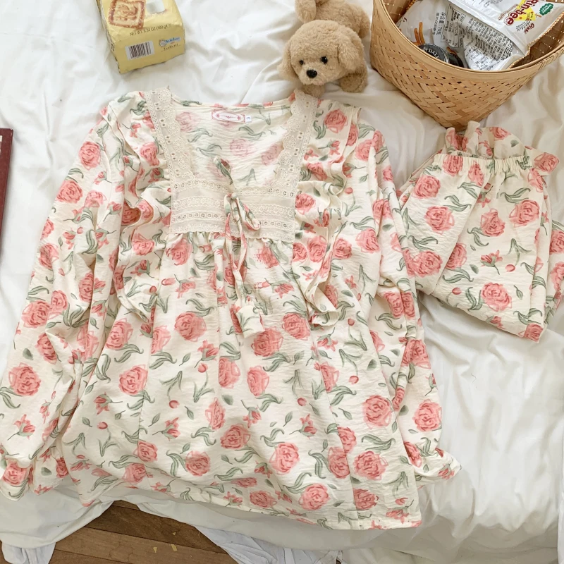 thumbnail image 1 of Conjuntos de pijama florales para mujer, con lazo, exquisito encaje dulce, ropa de casa, cuello cuadrado, clásico avanzado, elegante, ropa de calle empalmada con Fairycore, 1 of 5