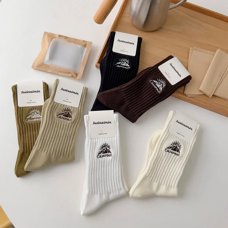 Five Pairs Of Autumn And Winter Socks Ins Retro Harbor Style Camping Snow Mountain Embroidery Mid Tube Socks Trendy Personality Cotton Socks_voghion.com