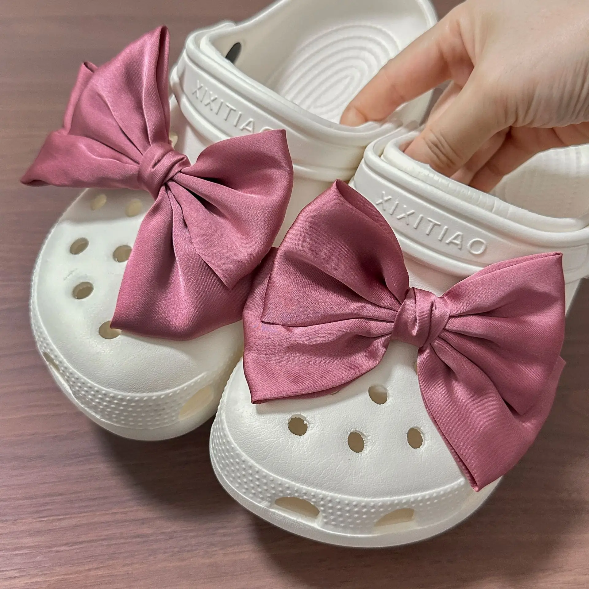 2 Stück Stoff-Schmetterlings-Schuh-Charms, Schmetterlings-Schuh-Accessoires für Mädchen, Lochschuhe, DIY-Geschenk – Detail 5