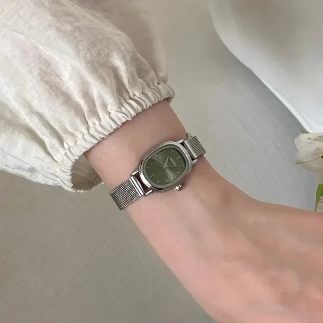 Petit cadran ovale montre verte Simple en acier inoxydable dames montres marque femmes de luxe cadeau montre à Quartz livraison directe 1