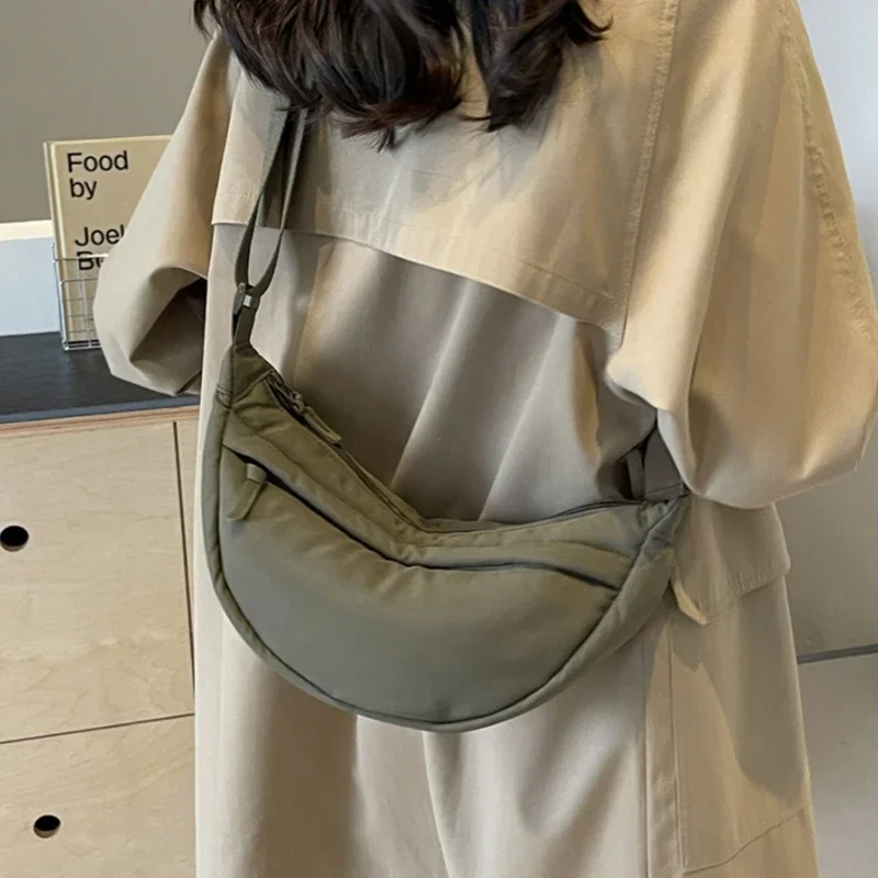 Nylon Fabric Shoulder Bag New High Capacity Women's Crossbody Messenger Bag Leisure Versatile Shoulder Hobos Bag Handbags