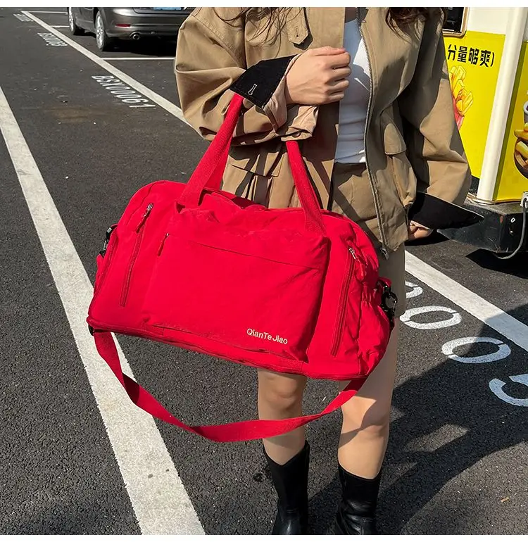 Large-Capacity Travel Tote Bag description 29
