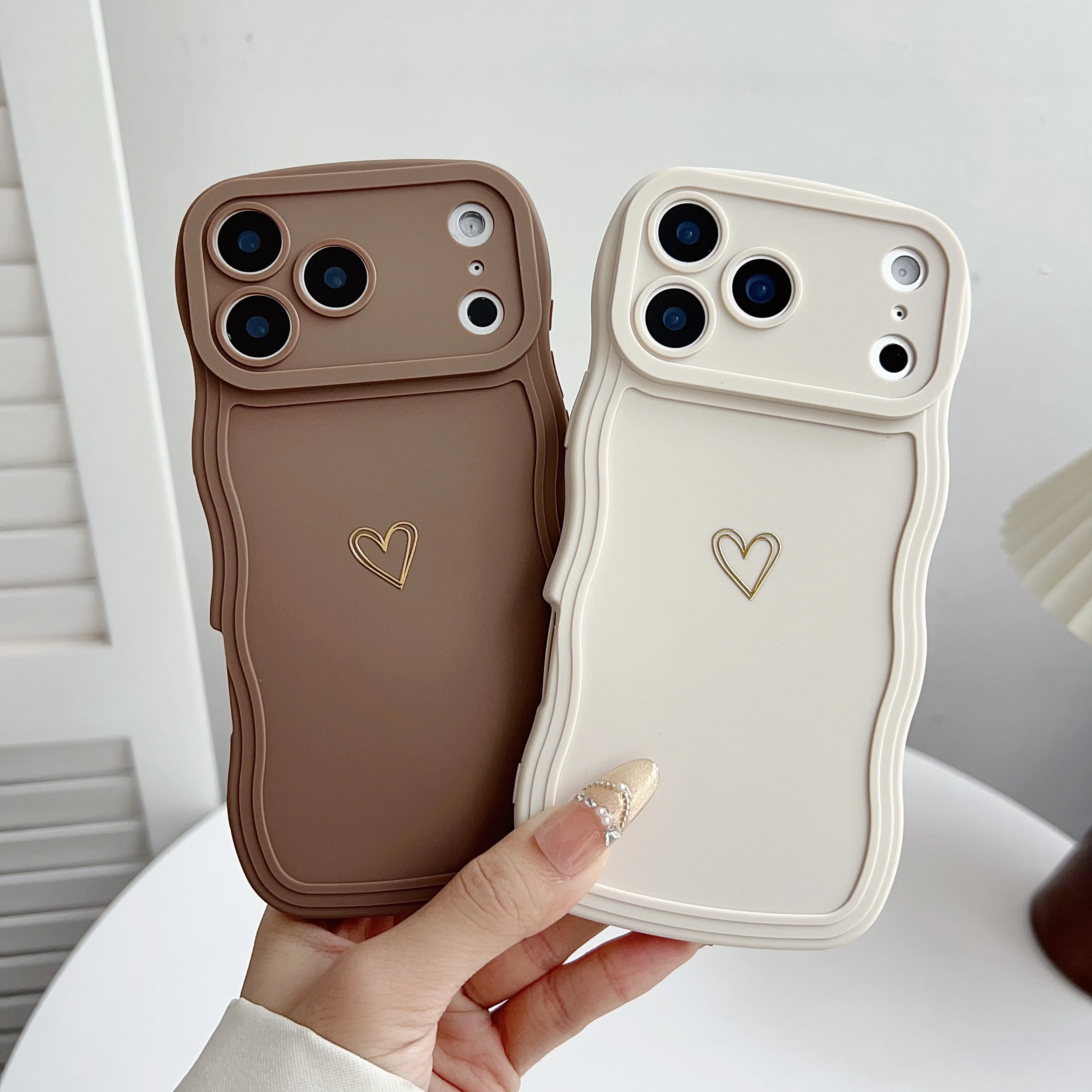 Elegant Two-Pack: Large Wave Design Phone Cases in Brown & White