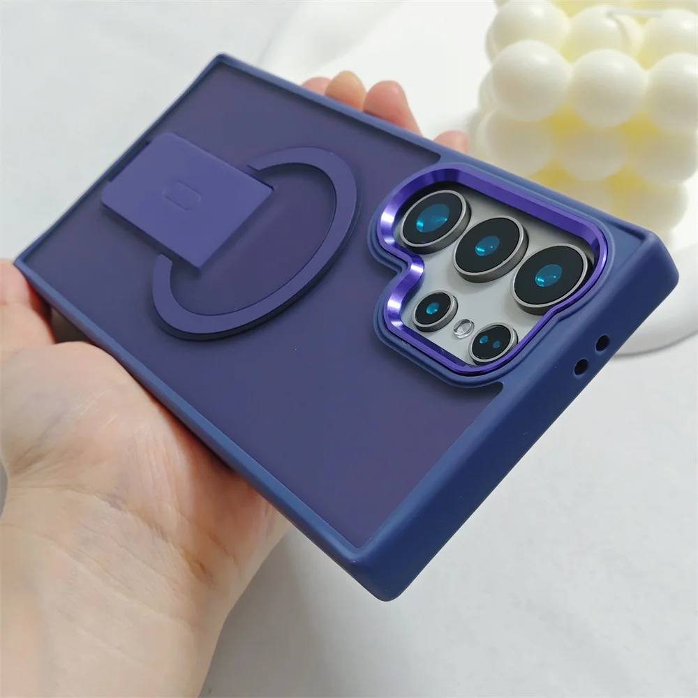 Luxury Folding Stand Magnetic Phone Case with Matte Translucent Back Cover