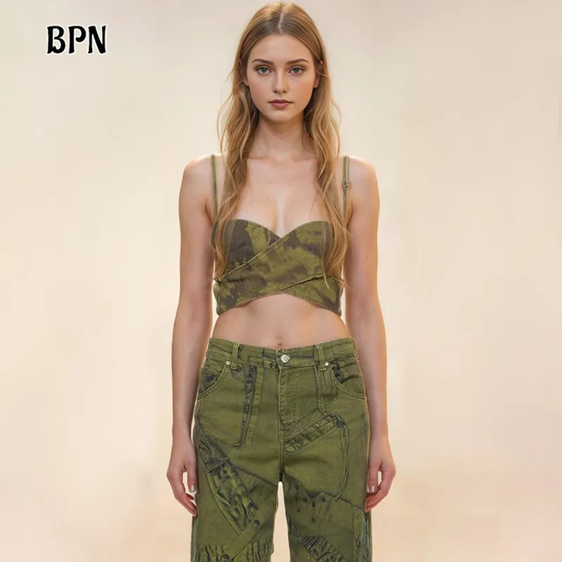 

BPN Streetwear Sexy Camisole Tank Tops For Women Square Collar Sleeveless Hit Color Slimming Short Vests Female Fashion Clothing