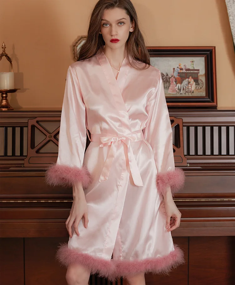 Ladies' feather decorated morning robe, sleeping robe, fashionable and sexy home clothes, bathrobe, Valentine's Day gift