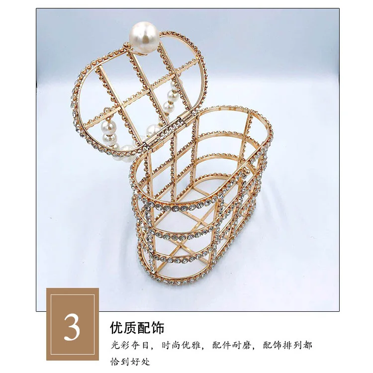 Kavi - Diamond & Pearl Metallic Cage Clutch detail 23