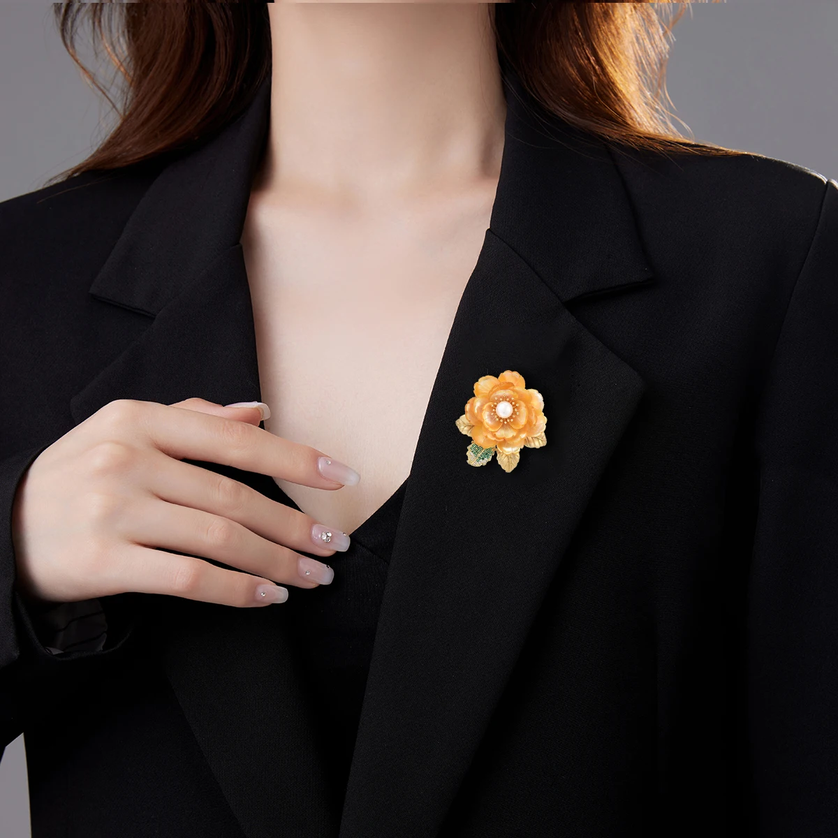 SUYU New Retro And Luxurious Peony Brooch Design Women's