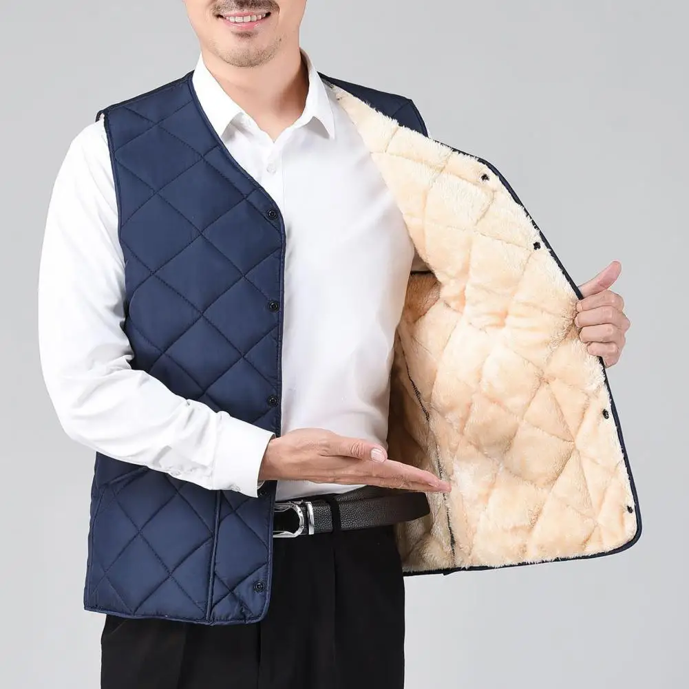 

Features: This men's vest, classic and fashionable, solid color and versatile, can keep you dry and cool.