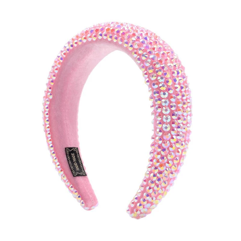 Рисунок 5 - Аксессуары для косплея из фильма