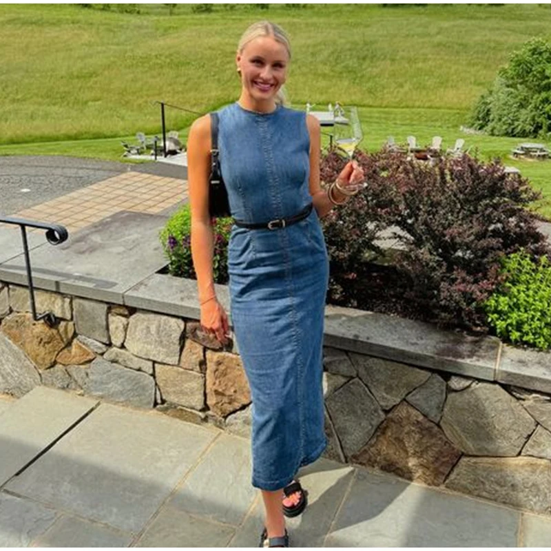 Casual Sleeveless Denim Dresses Women Elegant Slim Fit O-neck Slit Denim Dress Female Autumn Chic Street All-matching Robes