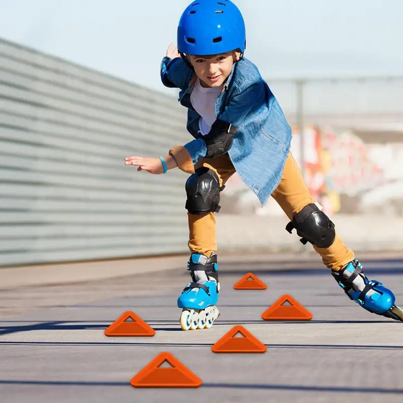 Рисунок 2 - Конусы для тренировки по футболу